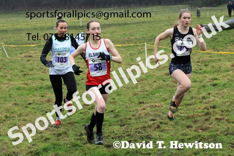 Womens under-17s and under-20s 2022 North Eastern Harrier League, Thornley Farm, Peterlee, County Durham. Photo: David T. Hewitson/Sports for All Pics